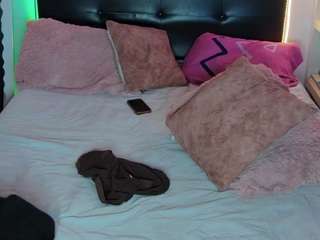 Angela-martina live webcam show