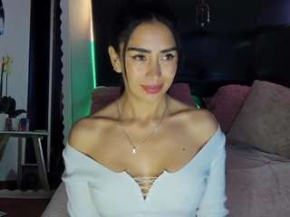 Angela-martina live webcam show