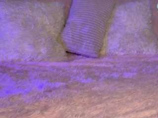 kitty-kristy1 live cam profile