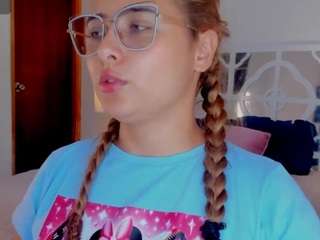 mikaelastone webcam