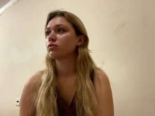sadiethompson Live Webcam on CamSoda