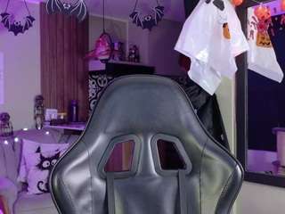 tevenwhiite