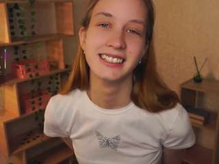 trinagodkin webcam model