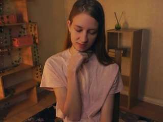 trinagodkin Live Webcam on CamSoda