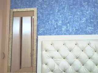 yulissa-girls's CamSoda show and profile