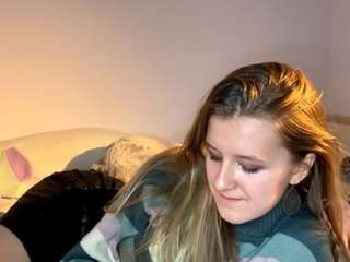  abigailthompson chat room