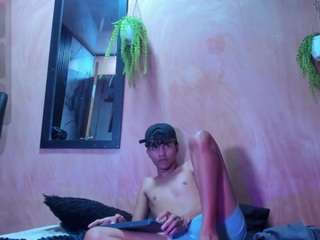 alexx-blaze from CamSoda is Freechat