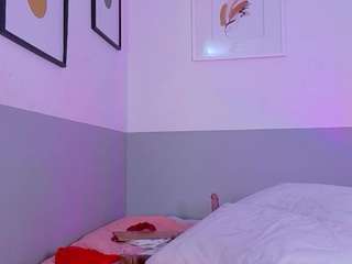 curvybuffgirllll webcam