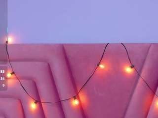 le modèle curvybuffgirllll est en webcam porno dans un show sur le site camsoda, il possède les tags suivants: amateur,no smoking,joi,lovense,lush,anal,middle aged,nipple piercings,no drinking,orgasm,gape,pussy,shaved pussy,spank,tattoos,tease,teen 18,toys,young adult,handjob