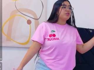 curvybuffgirllll