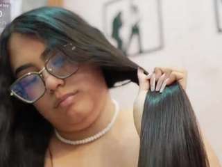 curvybuffgirllll