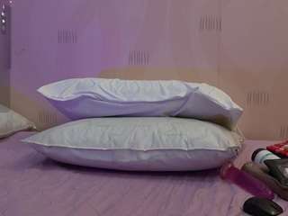 curvybuffgirllll live cam preview