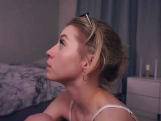  hannahlella chat room