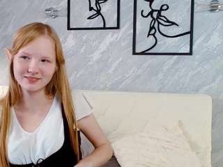 liandranelson from CamSoda is Away