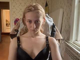 milahill live webcam show