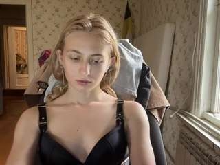 milahill live webcam show