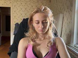 milahill live webcam show