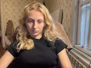MilaHill live webcam show