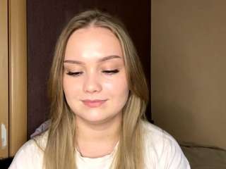 nicholletassie Live Webcam on CamSoda