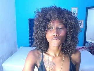 nnocent-sexy-lady