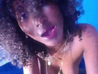 nnocent-sexy-lady