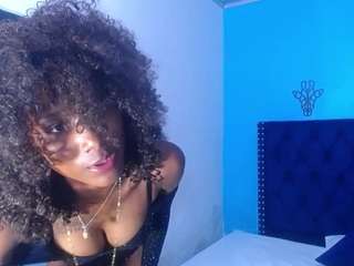 nnocent-sexy-lady