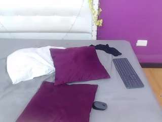  nnocent-sexy-lady chat room