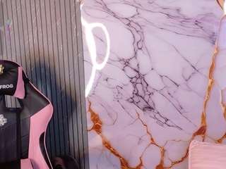 sasha-8 Live Webcam on CamSoda