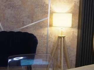 scarlet-eyes Live Webcam on CamSoda