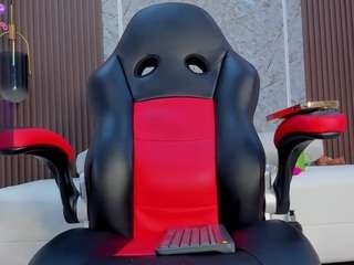 sharon-fennel Live Webcam on CamSoda