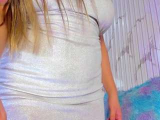  valentina-lux1 chat room