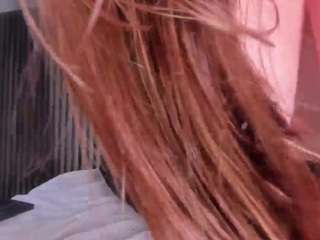 valentina-lux1's CamSoda show and profile