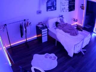 voyeurcam-lolavalentine23