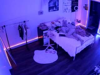 voyeurcam-lolavalentine23