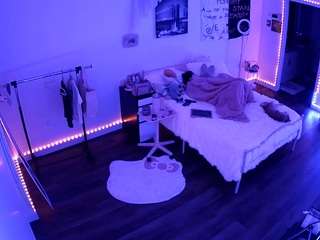voyeurcam-lolavalentine23