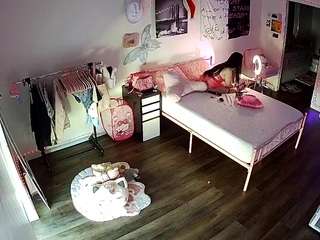 voyeurcam-lolavalentine23