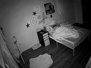 voyeurcam-lolavalent... webcam