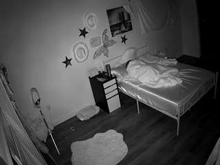 voyeurcam-lolavalent... webcam