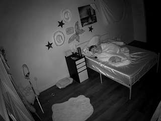 voyeurcam-lolavalent... webcam