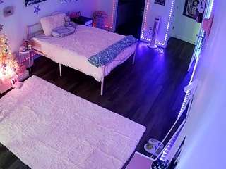 voyeurcam-lolavalent... webcam