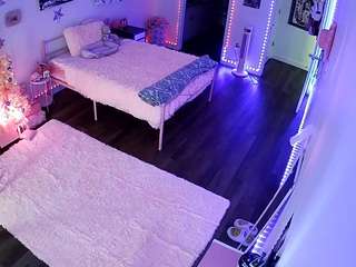 voyeurcam-lolavalent... webcam