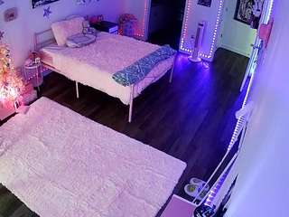 voyeurcam-lolavalent... webcam