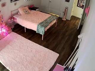 voyeurcam-lolavalentine23