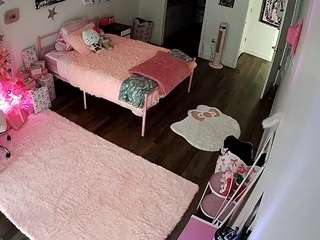 voyeurcam-lolavalentine23