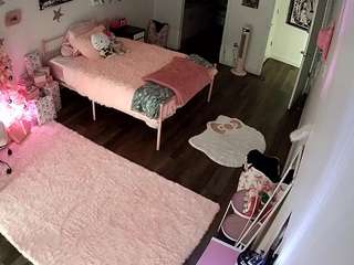 voyeurcam-lolavalentine23