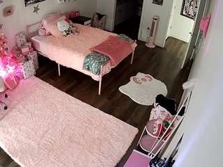 voyeurcam-lolavalentine23