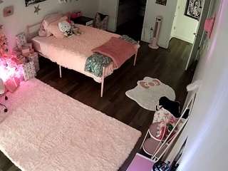 voyeurcam-lolavalentine23