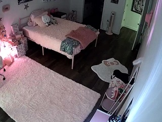 voyeurcam-lolavalentine23