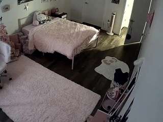 voyeurcam-lolavalentine23