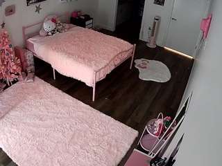 voyeurcam-lolavalentine23